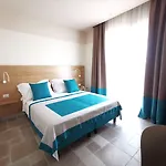 Maison Montechiaro 호스텔