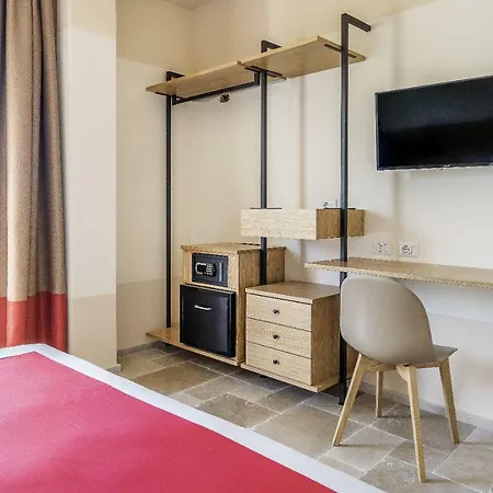 Maison Montechiaro * 维克艾库塞