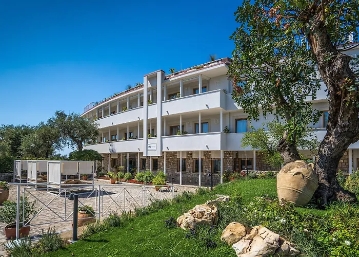 Maison Montechiaro Ostello *