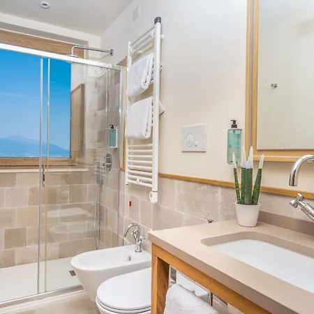 Maison Montechiaro * 비코에쿠엔세