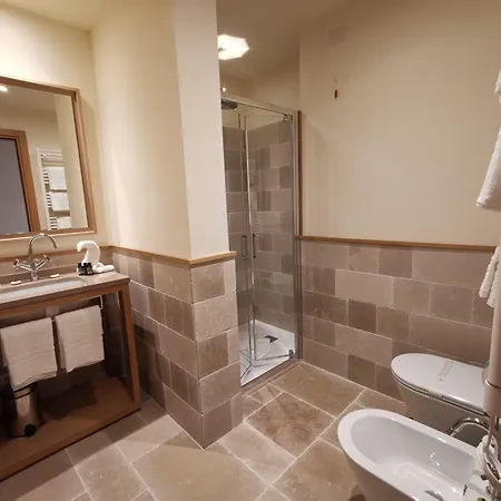 Maison Montechiaro 비코에쿠엔세